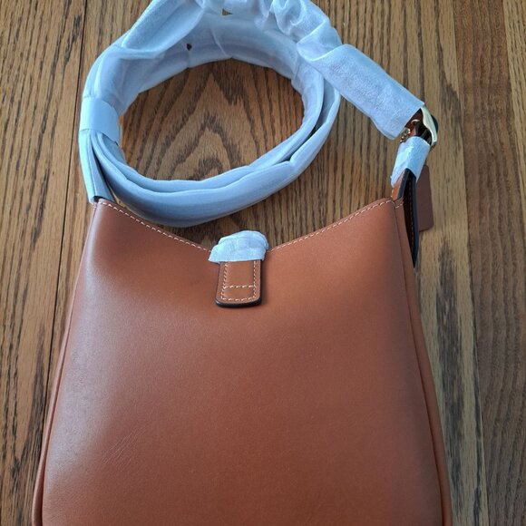 Coach Hadley Mini Tan Leather Crossbody Bag New Without Tags - Picture 4 of 8